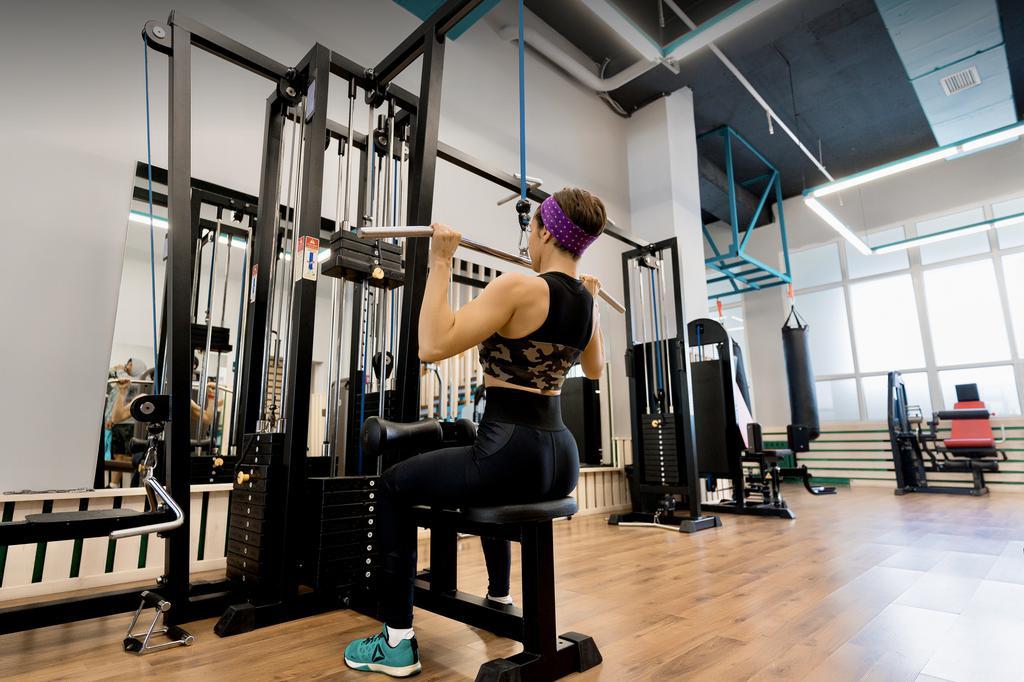 Iron Club на Кунаева — фото 11