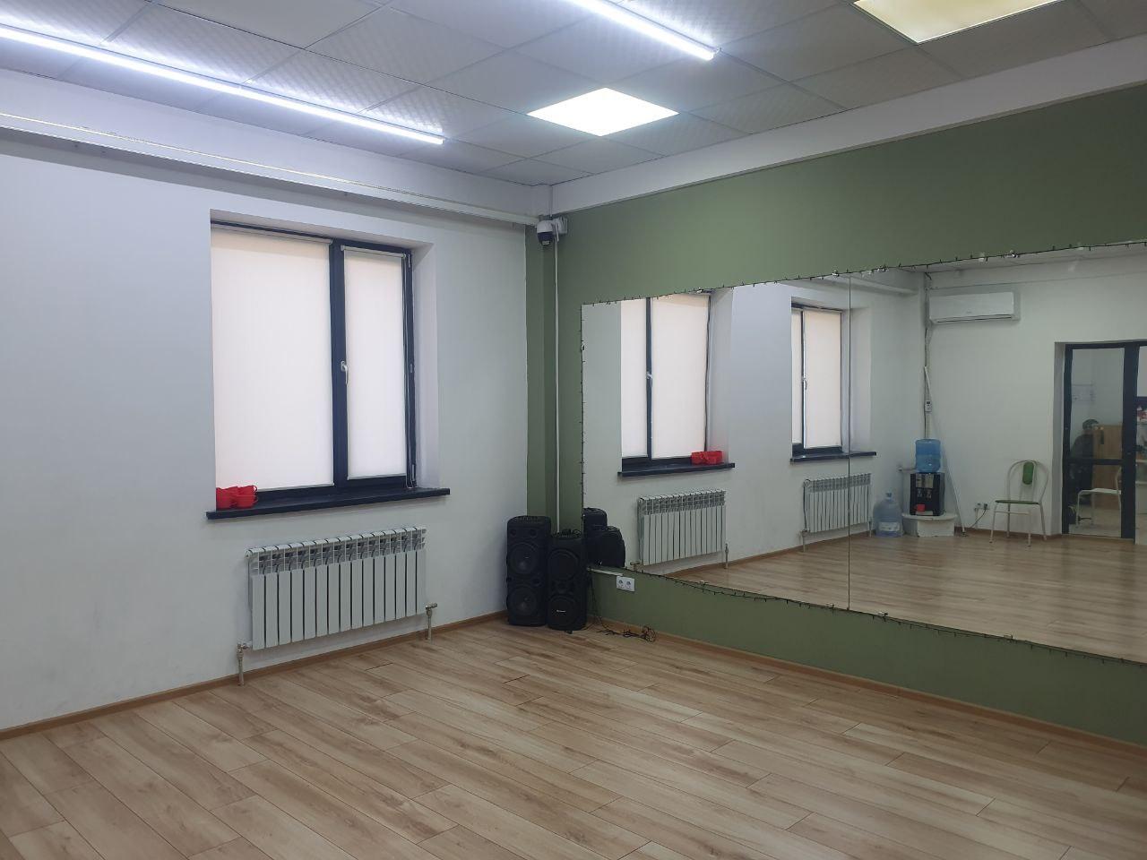 Altyn Bala studio image