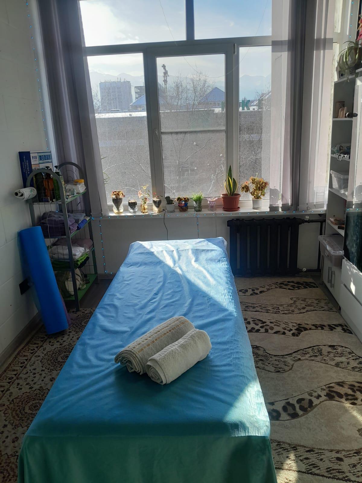 Sabai-Tonus studio image