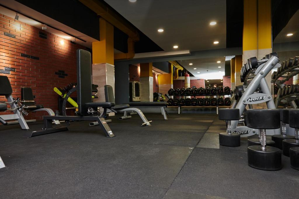 Champion Gym на Мухамедханова — фото 5