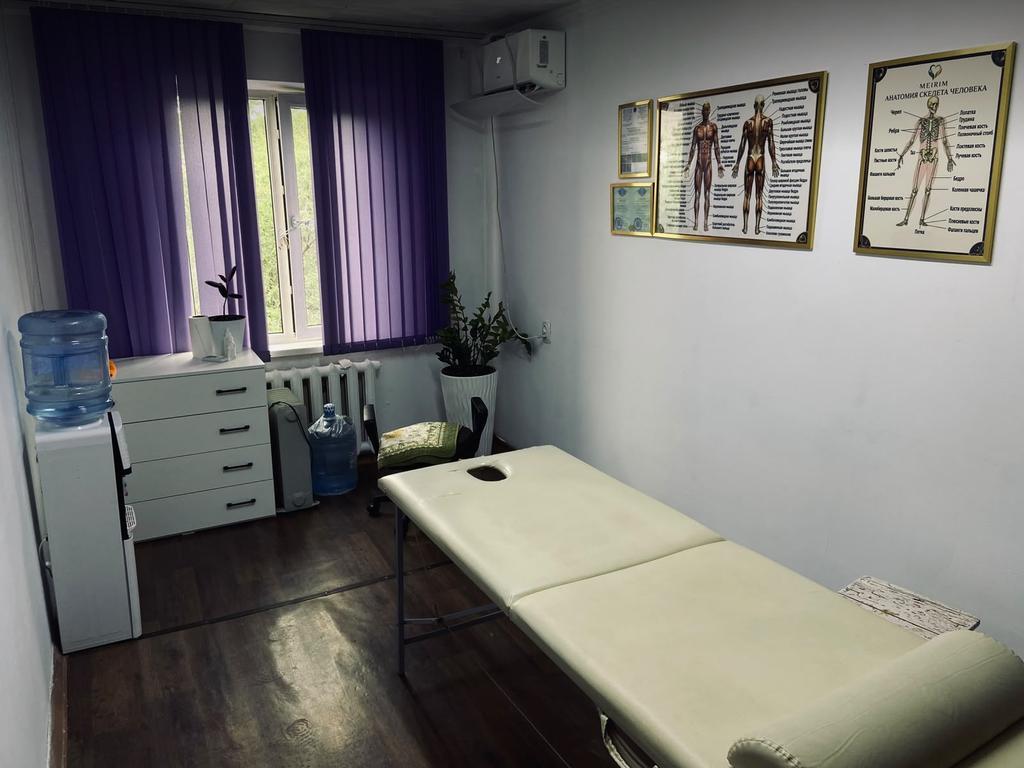 Massage room на Байзакова — фото 1